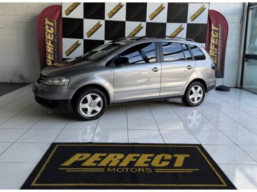 VOLKSWAGEN - SPACEFOX - 2008/2008 - Cinza - R$ 33.900,00