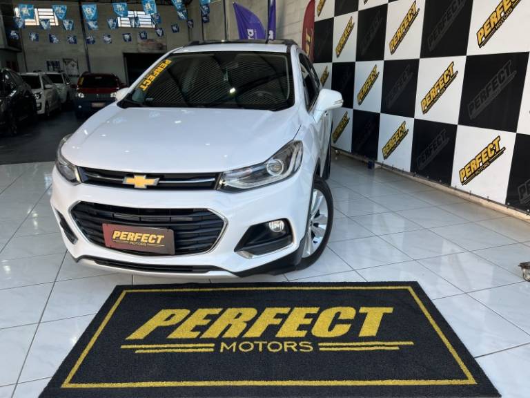 CHEVROLET - TRACKER - 2018/2018 - Branca - R$ 89.900,00
