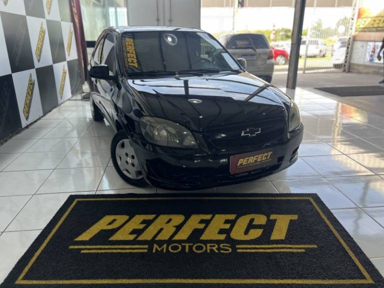 CHEVROLET - CELTA - 2012/2012 - Preta - R$ 21.900,00