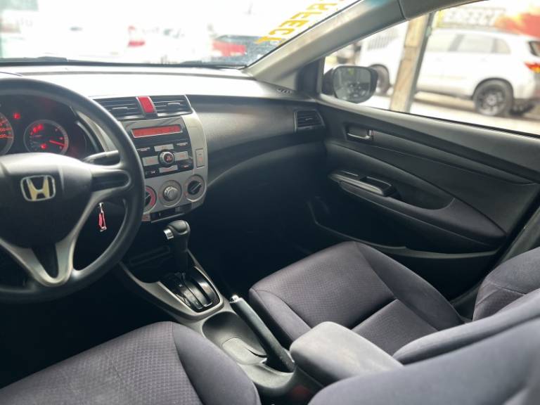 HONDA - CITY - 2010/2010 - Prata - R$ 48.900,00