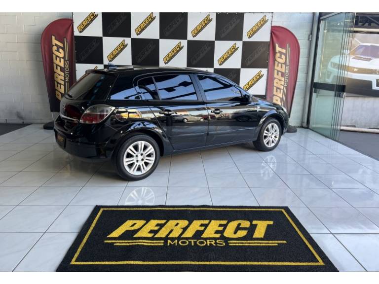 CHEVROLET - VECTRA - 2008/2008 - Preta - R$ 34.900,00