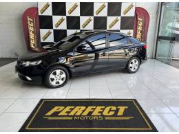 KIA MOTORS - CERATO - 2011/2011 - Preta - R$ 45.900,00