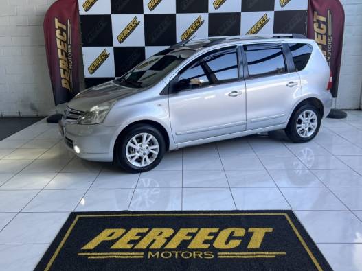 NISSAN - LIVINA - 2013/2013 - Prata - R$ 35.900,00