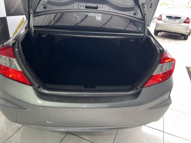 HONDA - CIVIC - 2012/2012 - Cinza - R$ 65.900,00