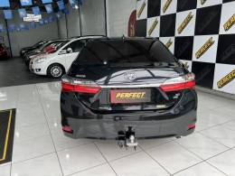 TOYOTA - COROLLA - 2018/2018 - Preta - R$ 99.900,00