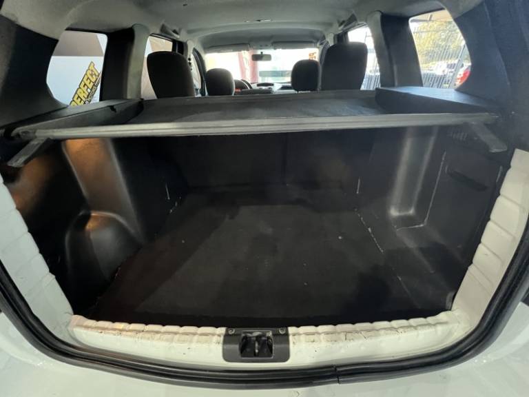 RENAULT - DUSTER - 2014/2014 - Branca - R$ 54.900,00