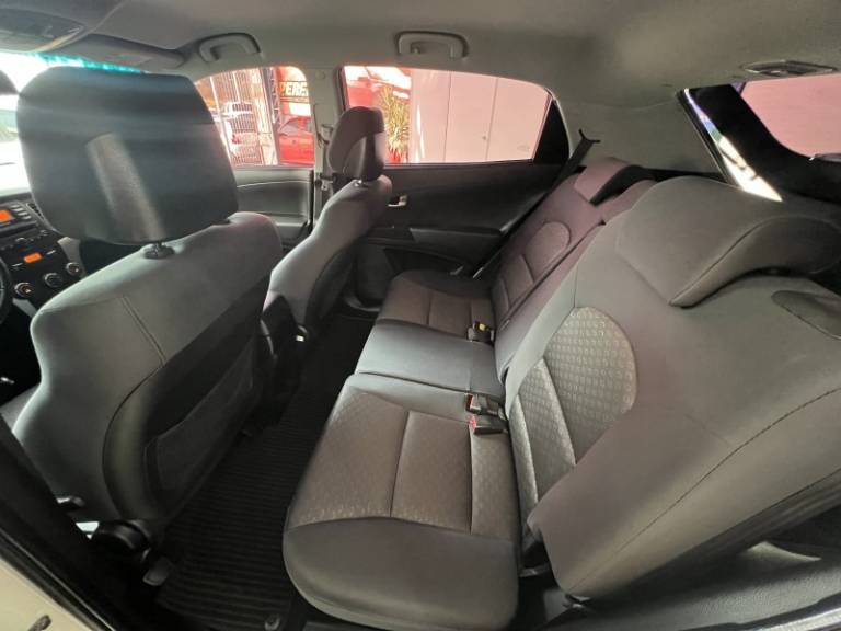SSANGYONG - KORANDO - 2012/2012 - Branca - R$ 45.900,00