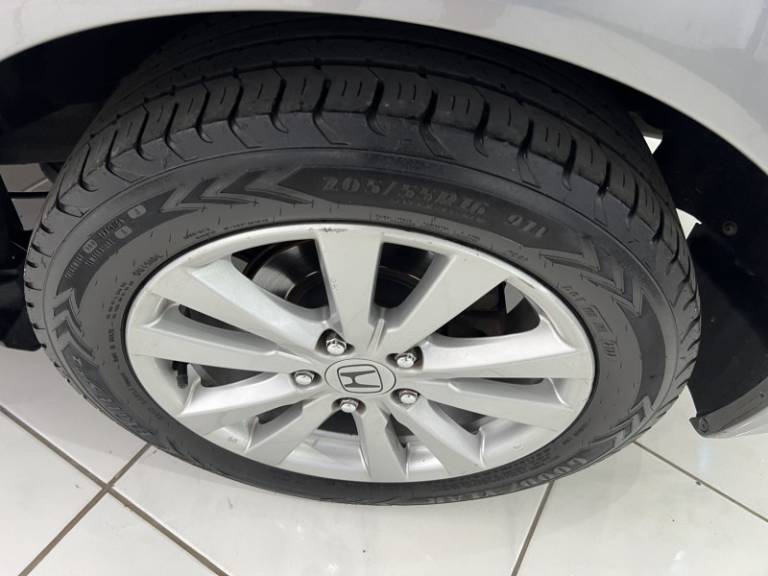 HONDA - CIVIC - 2012/2012 - Cinza - R$ 65.900,00