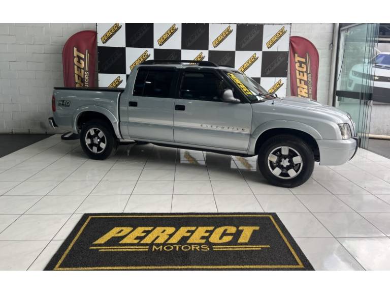 CHEVROLET - S10 - 2009/2009 - Prata - R$ 64.900,00