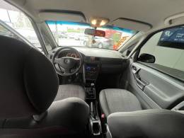 CHEVROLET - MERIVA - 2008/2008 - Prata - R$ 25.900,00