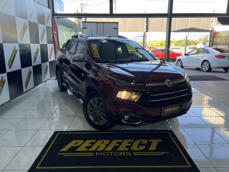 FIAT - TORO - 2019/2019 - Vermelha - R$ 114.900,00