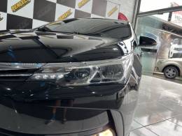 TOYOTA - COROLLA - 2018/2018 - Preta - R$ 99.900,00