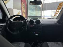 FORD - FIESTA - 2011/2011 - Vermelha - R$ 33.900,00
