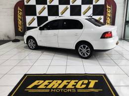 VOLKSWAGEN - VOYAGE - 2013/2013 - Branca - R$ 35.900,00