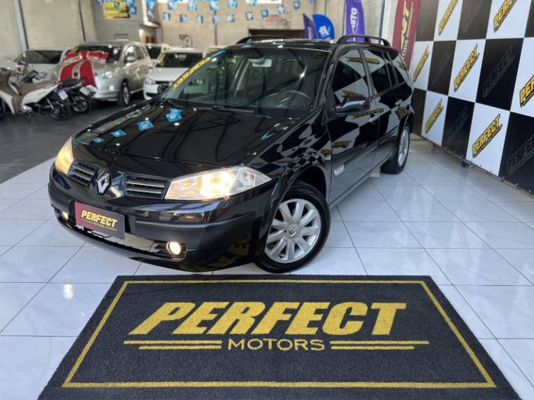 RENAULT - MÉGANE - 2010/2010 - Preta - R$ 32.900,00