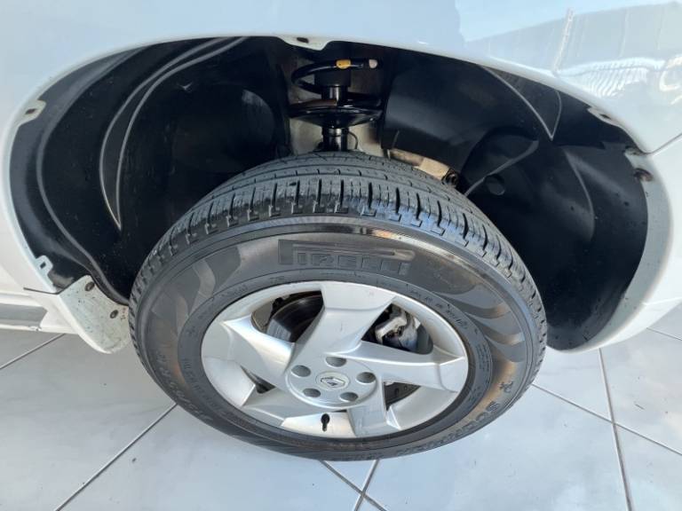 RENAULT - DUSTER - 2014/2014 - Branca - R$ 54.900,00
