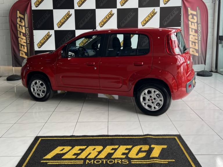 FIAT - UNO - 2012/2012 - Vermelha - R$ 33.900,00