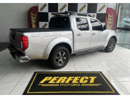 NISSAN - FRONTIER - 2015/2015 - Prata - R$ 95.900,00