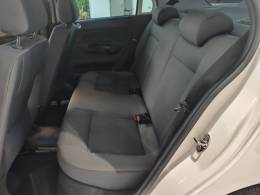 VOLKSWAGEN - VOYAGE - 2013/2013 - Branca - R$ 35.900,00