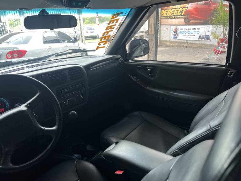 CHEVROLET - S10 - 2009/2009 - Prata - R$ 64.900,00