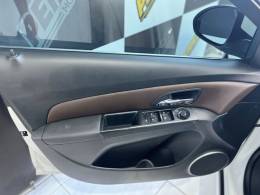 CHEVROLET - CRUZE - 2015/2015 - Branca - R$ 68.900,00